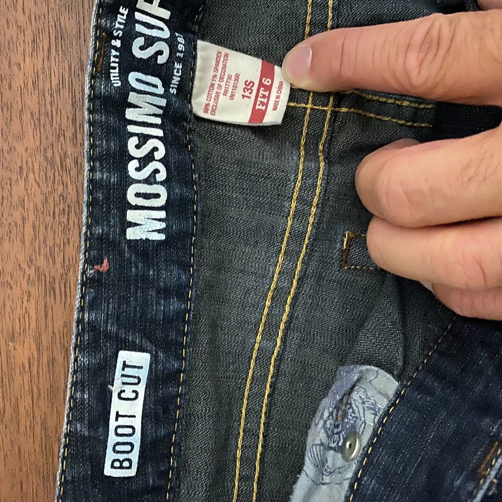 Mossimo's Jeans - Picture 3 of 4
